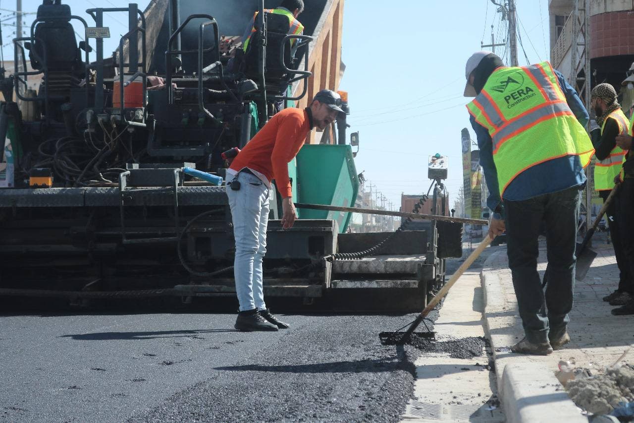 فرّادات إسفلت Vögele وآلة Power Curber — 2